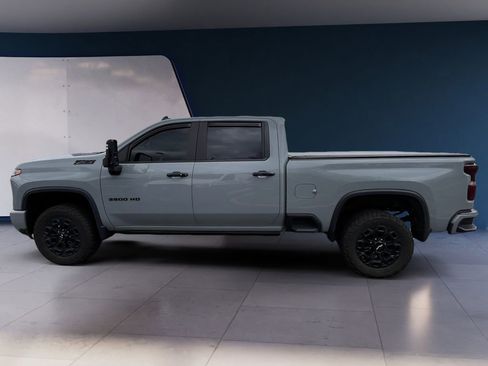 Used 2024 Chevrolet Silverado 3500 LT w/ Z71 Sport Edition image 2