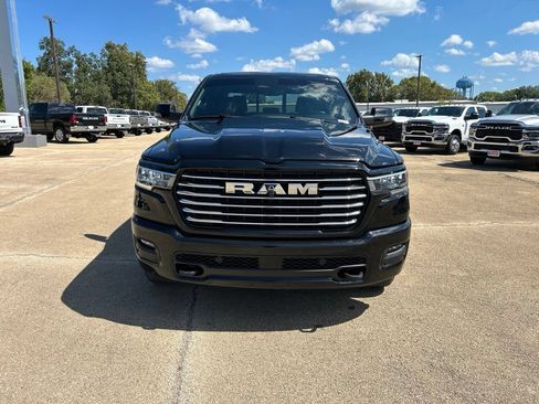 Used 2025 RAM 1500 Laramie w/ Laramie Southwest Edition AWD/4WD image 8