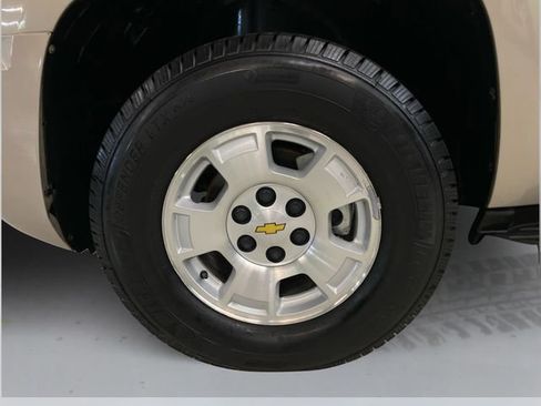 Used 2012 Chevrolet Tahoe LT image 18