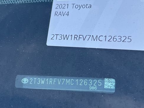 Used 2021 Toyota RAV4 XLE FWD image 23