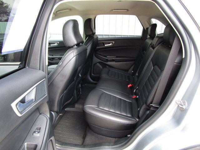 Used 2024 Ford Edge SEL AWD/4WD image 10