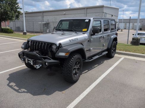 Used 2020 Jeep Wrangler Unlimited Sport AWD/4WD image 2