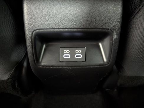 Used 2025 Toyota Corolla SE FWD image 10