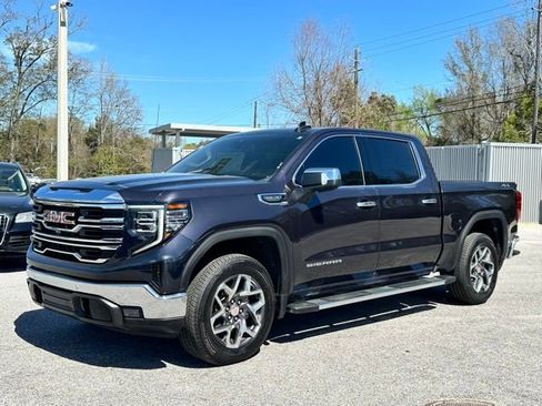 Used 2025 GMC Sierra 1500 SLT w/ SLT Premium Plus Package image 4