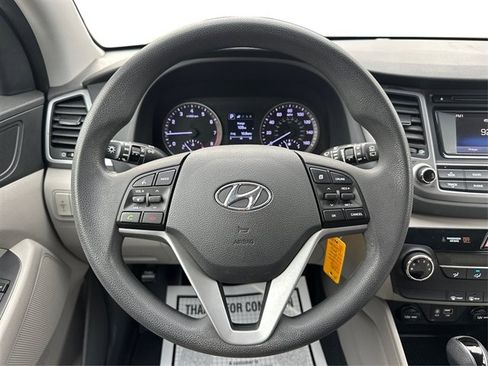 Used 2017 Hyundai Tucson SE image 25