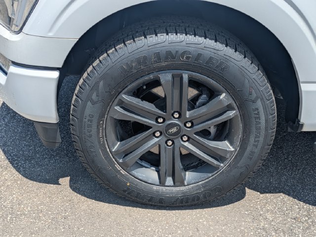 Used 2023 Ford F150 XLT w/ Equipment Group 302A High RWD image 11