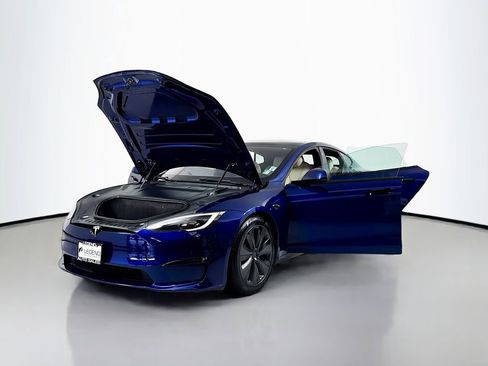 Used 2022 Tesla Model S image 27