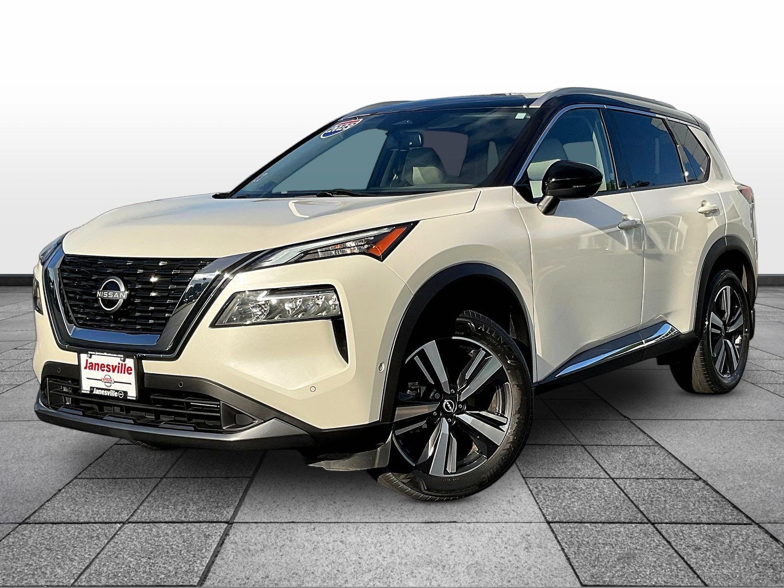 Certified 2023 Nissan Rogue SL w/ SL Premium Package AWD/4WD image 3