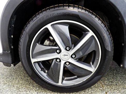 Used 2021 Honda HR-V EX image 19