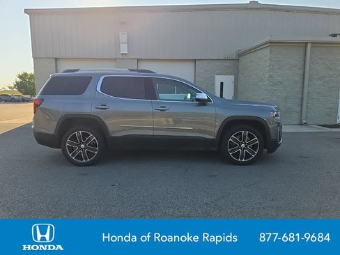 Used 2021 GMC Acadia SLT w/ Technology Package FWD image 6