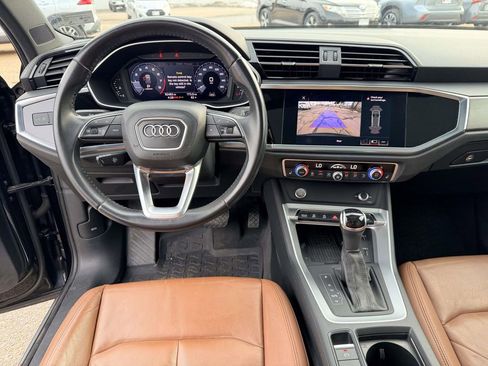 Used 2019 Audi Q3 2.0T Premium Plus w/ Premium Plus Package image 2