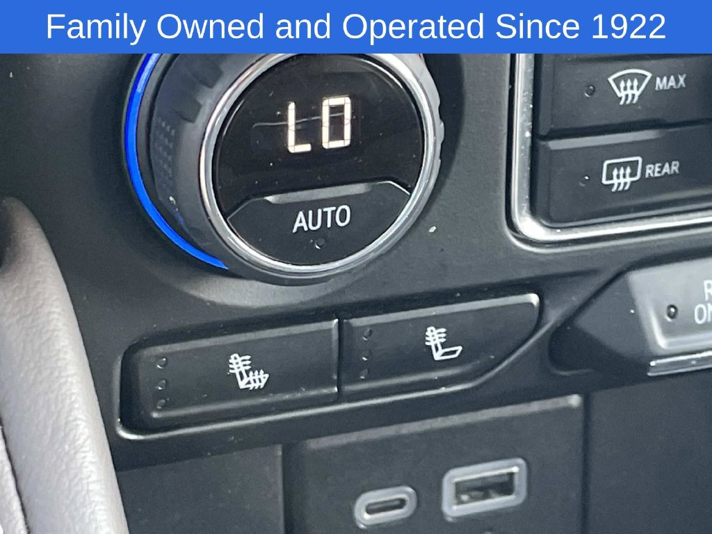 Used 2024 Chevrolet Tahoe LT RWD image 20