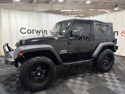 Used 2012 Jeep Wrangler Sport AWD/4WD image 4