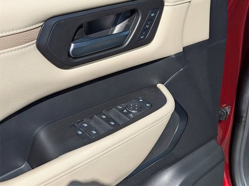 New 2025 Nissan Armada Platinum Reserve image 18