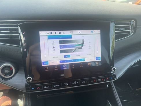 Used 2023 Jeep Wagoneer Series II image 39