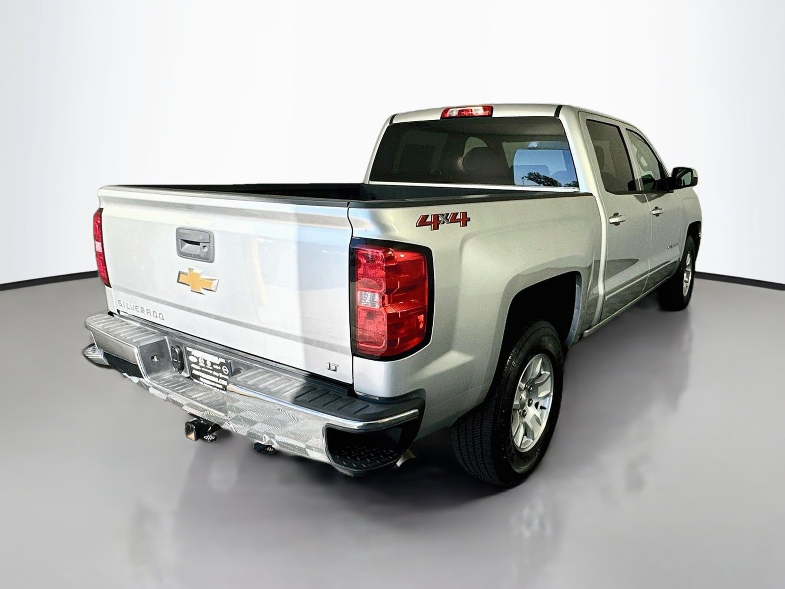 Used 2018 Chevrolet Silverado 1500 LT AWD/4WD image 7