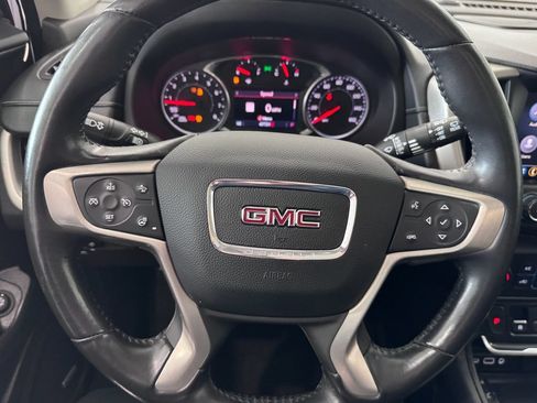 Used 2020 GMC Terrain Denali w/ Denali Premium Package AWD/4WD image 12