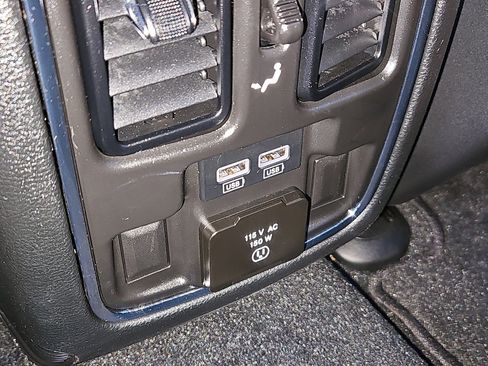 Used 2022 Jeep Grand Cherokee Limited image 16