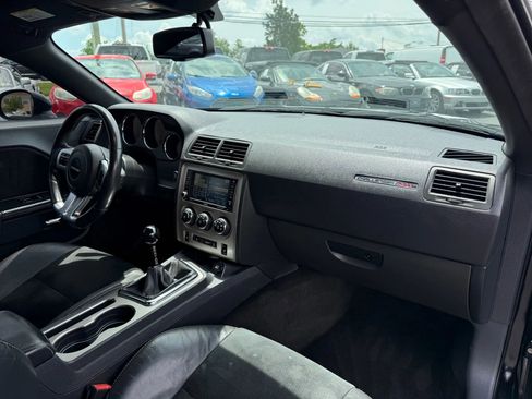 Used 2012 Dodge Challenger SRT8 w/ Premium Sound Group image 15