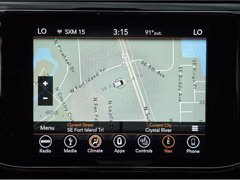 Used 2019 Jeep Grand Cherokee Laredo AWD/4WD image 34