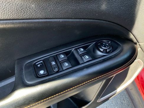 Used 2019 Jeep Compass Limited AWD/4WD image 13