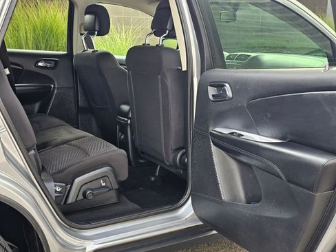 Used 2016 Dodge Journey SXT AWD/4WD image 13