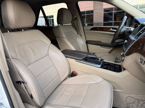 Used 2012 Mercedes-Benz ML 350 BlueTEC 4MATIC image 39