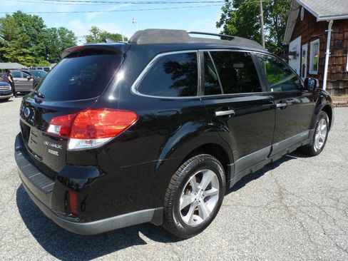 Used 2013 Subaru Outback 2.5i Limited AWD/4WD image 5