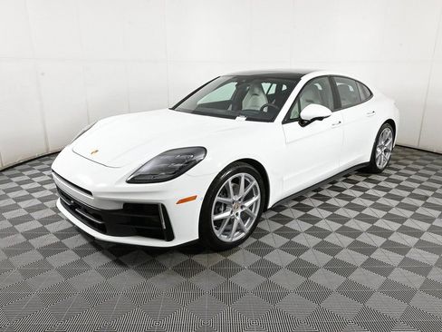 New 2025 Porsche Panamera RWD image 1