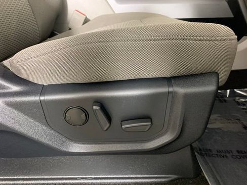 Used 2020 Ford F150 XLT w/ Equipment Group 302A Luxury AWD/4WD image 21