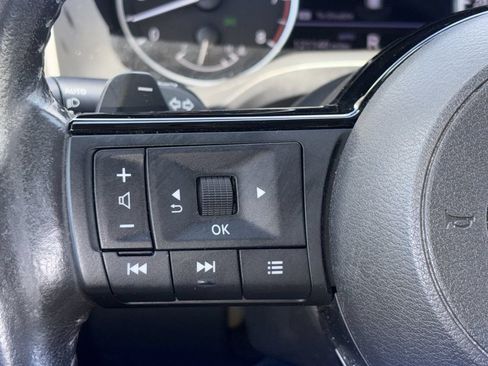 Used 2023 Nissan Rogue SV w/ SV Premium B Package AWD/4WD image 19