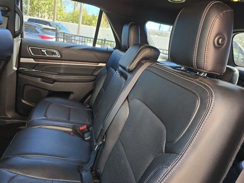 Used 2016 Ford Explorer Limited image 13