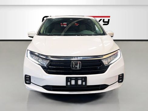 Used 2022 Honda Odyssey Elite image 2