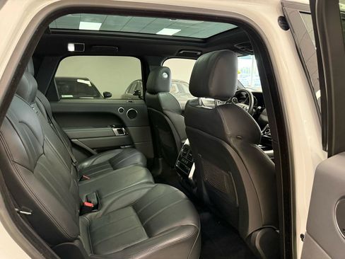 Used 2015 Land Rover Range Rover Sport HSE AWD/4WD image 24