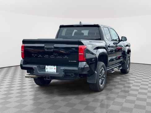 Used 2026 Toyota Tacoma TRD Sport AWD/4WD image 4