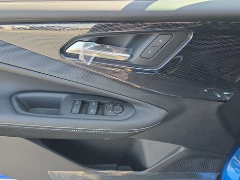 New 2025 Chevrolet Blazer EV LT image 21