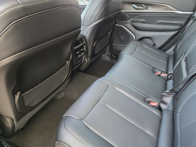 New 2026 Jeep Grand Cherokee Limited AWD/4WD image 21