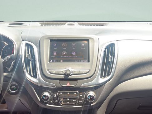 Used 2020 Chevrolet Equinox LT w/ Sport Edition FWD image 15