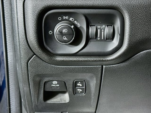 Used 2023 RAM 1500 Laramie RWD image 10