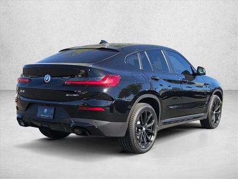 Certified 2025 BMW X4 xDrive30i w/ Convenience Package AWD/4WD image 5