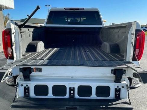 Used 2023 GMC Sierra 2500 SLT image 9