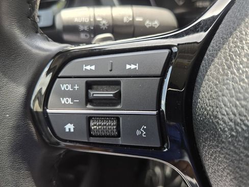 Used 2025 Honda Pilot EX-L image 24