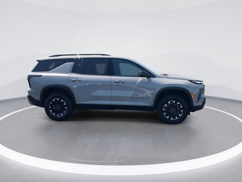 New 2026 Chevrolet Traverse Z71 w/ Enhanced Driving Package image 9