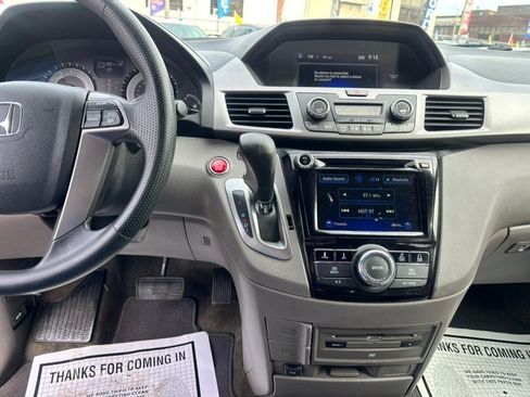Used 2017 Honda Odyssey SE image 20