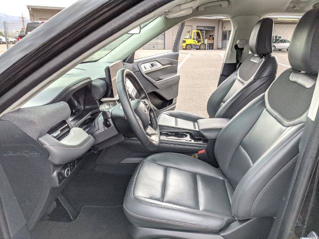 Certified 2025 Ford Explorer Active w/ Active Comfort Package RWD image 15