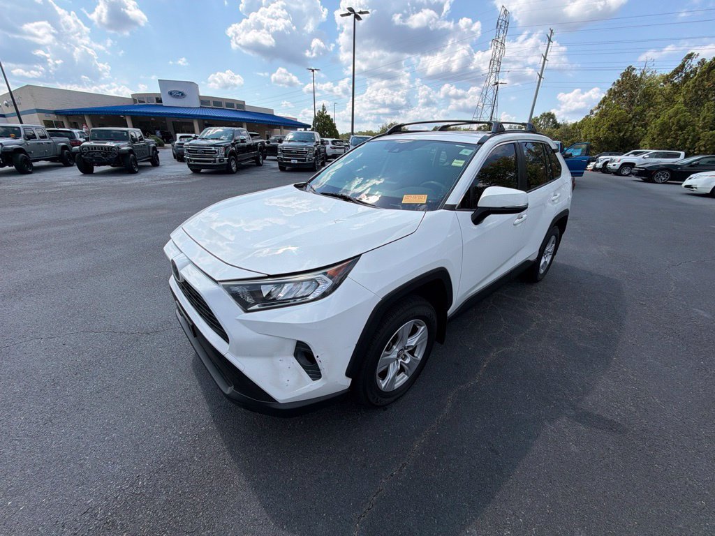 Used 2019 Toyota RAV4 XLE w/ All Weather Liner Package AWD/4WD image 19