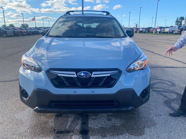 Used 2021 Subaru Crosstrek 2.0i AWD/4WD image 3