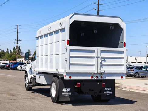 New 2025 Ford F650 2WD Regular Cab Super Duty image 4