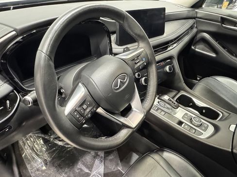 Used 2024 INFINITI QX60 Luxe image 17