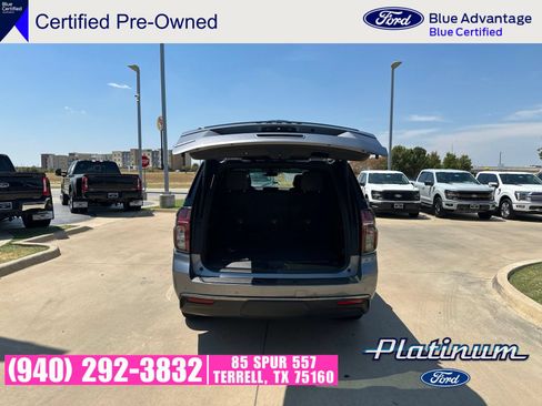 Used 2022 Chevrolet Tahoe Z71 w/ Luxury Package AWD/4WD image 5